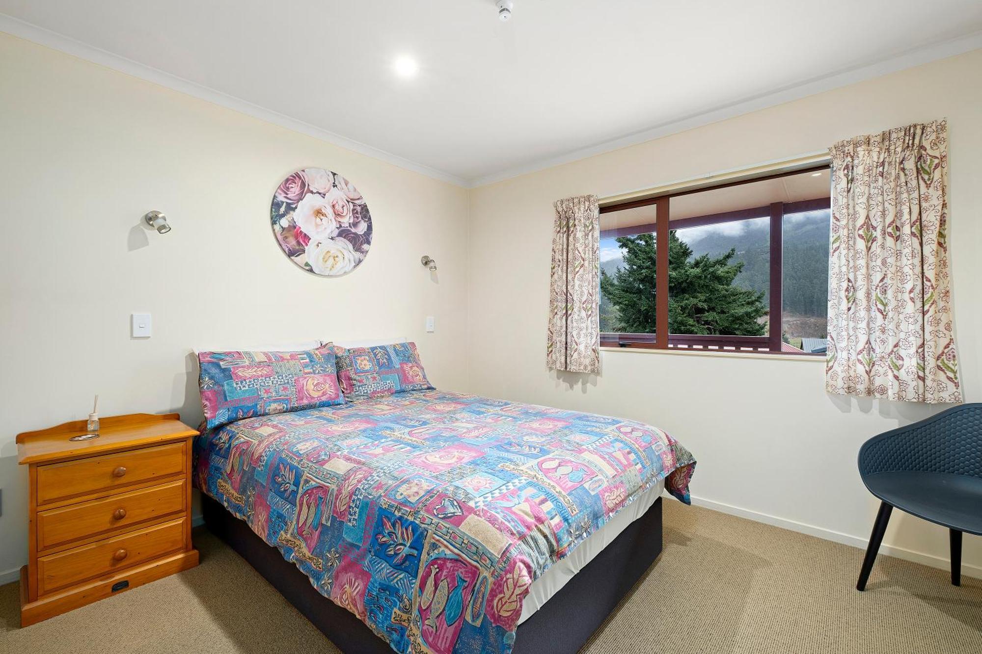 Korimako Ridge - Lake Hawea Holiday Home מראה חיצוני תמונה
